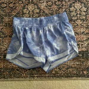Athleta mesh pacer run short 4”
